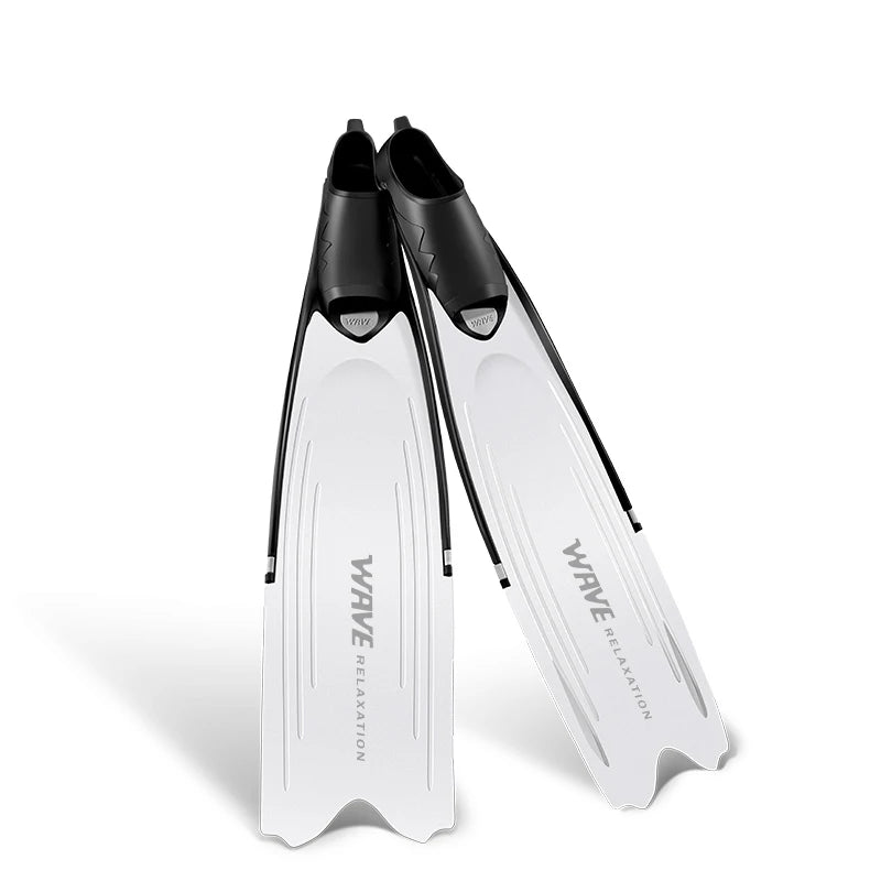 Elite Long Blade Freediving Fins – Built for Speed, Depth & Performance